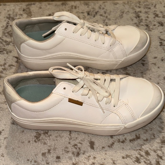 Dr. Scholl's White Women's Sneakers - Picture 5 of 7